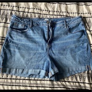 Old navy jean shorts size 18